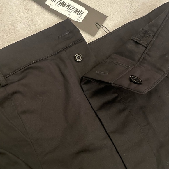 Elegant Black Strapless Top - Picture 3 of 3